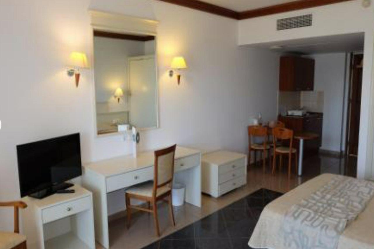 Kipriotis Maris Suites Psalidi  Exterior photo