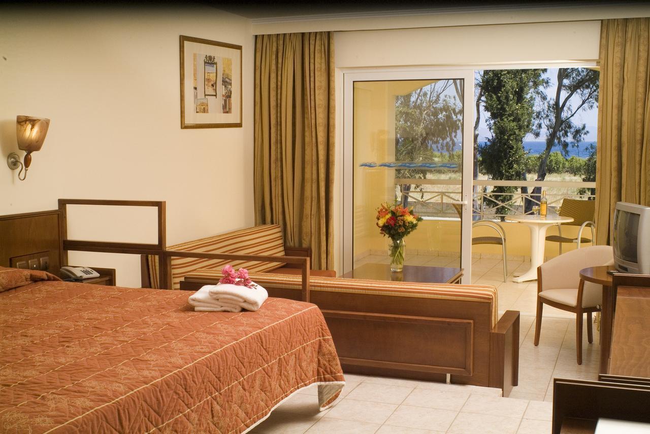 Kipriotis Maris Suites Psalidi  Exterior photo