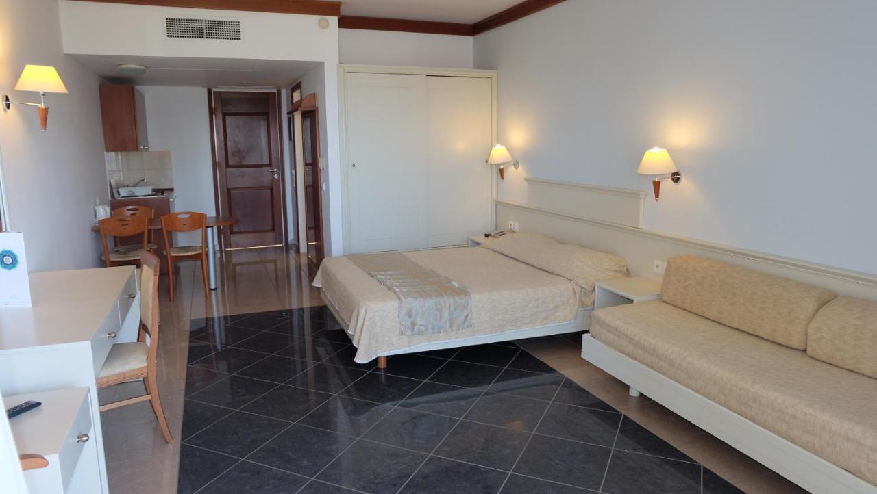 Kipriotis Maris Suites Psalidi  Exterior photo